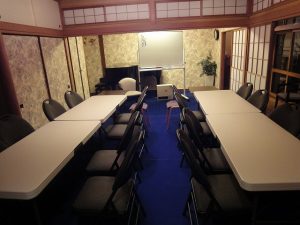 和室エリアにて2島 20名様の会議やセミナー利用も可能です。